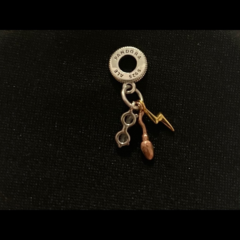 Pandora Harry Potter charm.
